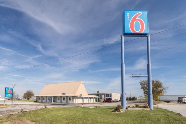 MOTEL 6 MATTOON IL (Magnet)